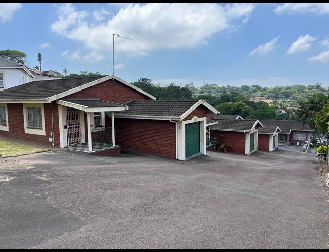 2 BEDROOM SIMPLEX FOR SALE IN ESCOMBE